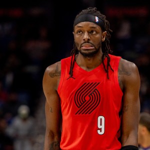 开云体育官方网站-末节关键两罚不中是转折点！格兰特三分11中6拿到20分2板