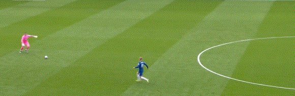 1617453888339008494.gif 7093.gif